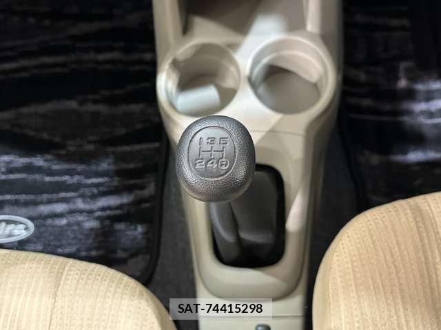 Daihatsu MIRA 2013-09 8131262-13