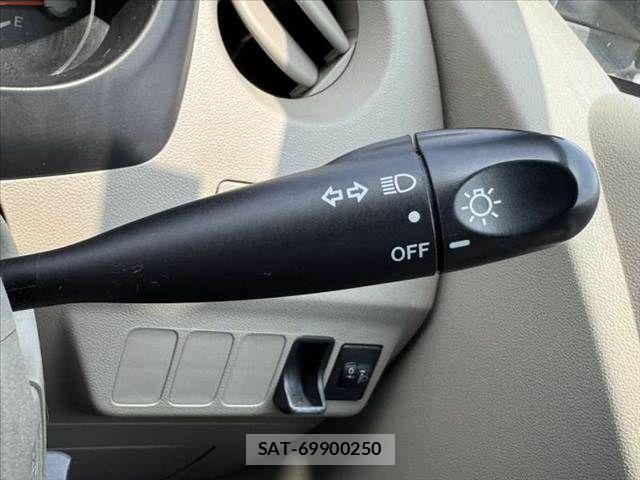 Daihatsu MIRA 2011-03 8208758-6