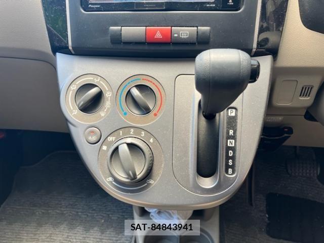 Daihatsu MIRA 2010-05 8315480-11