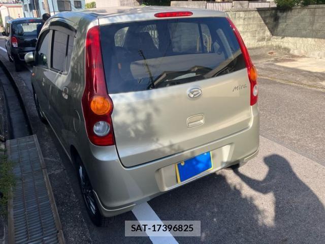 Daihatsu MIRA 2011-08 8371869-4