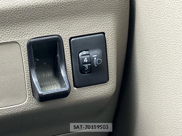 Daihatsu MIRA 2007-11 8666539-23