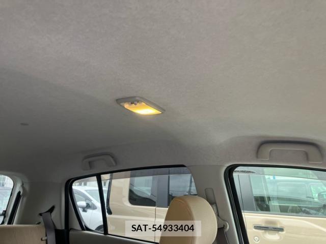 Daihatsu MIRA 2010-01 8830375-11