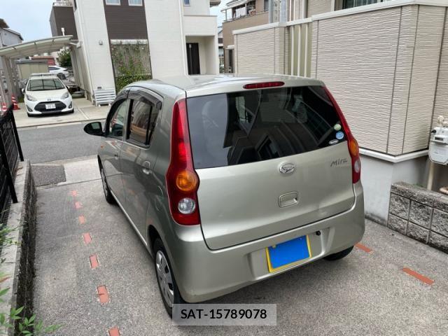 Daihatsu MIRA 2011-06 8830367-3
