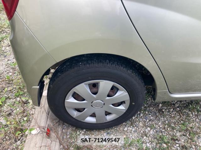 Daihatsu MIRA 2010-08 8880837-5