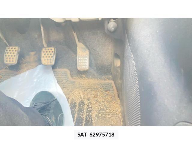 Daihatsu MIRA 2015-09 7358774-25
