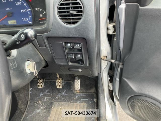 Daihatsu MIRA 2003-10 8830376-13