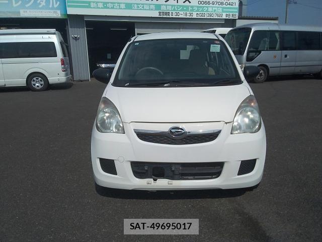 Daihatsu MIRA 2013-02 8849875-1