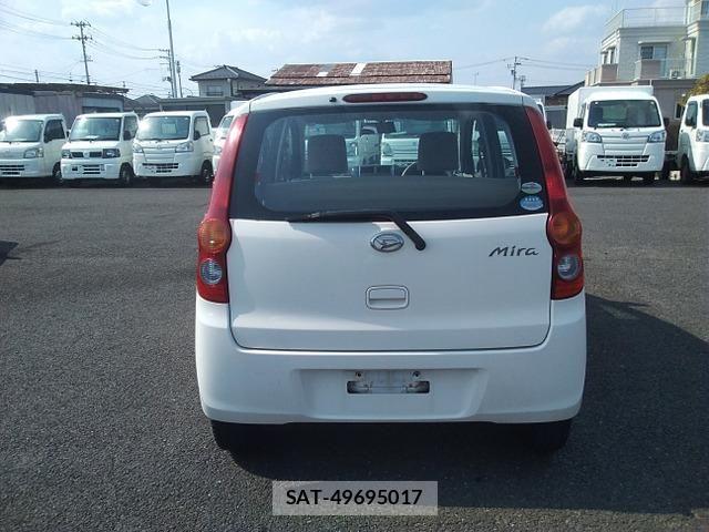 Daihatsu MIRA 2013-02 8849875-5