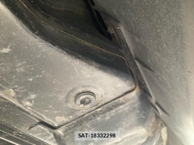 Daihatsu MIRA 2005-09 8371872-11