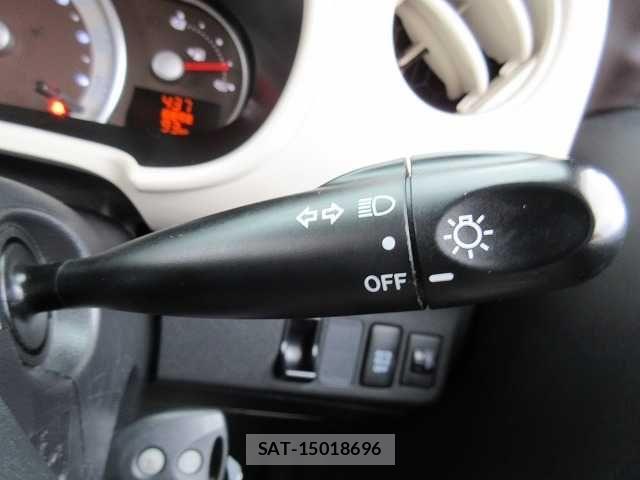 Daihatsu MIRA COCOA 2015-09 1299537-9