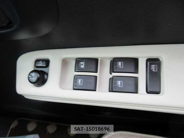 Daihatsu MIRA COCOA 2015-09 1299537-7