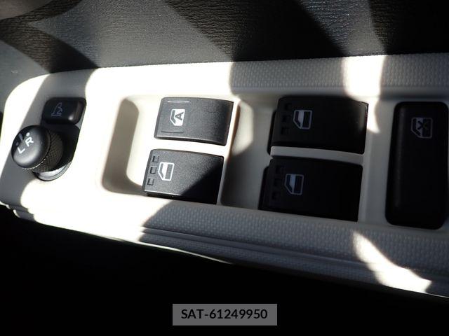 Daihatsu MIRA COCOA 2017-10 5872405-7