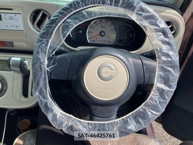 Daihatsu MIRA COCOA 2013-08 6908557-8