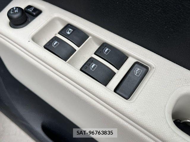Daihatsu MIRA COCOA 2011-08 7358778-21