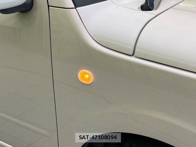 Daihatsu MIRA COCOA 2010-11 7618168-19