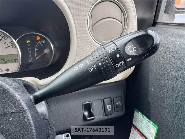 Daihatsu MIRA COCOA 2013-03 8438435-29