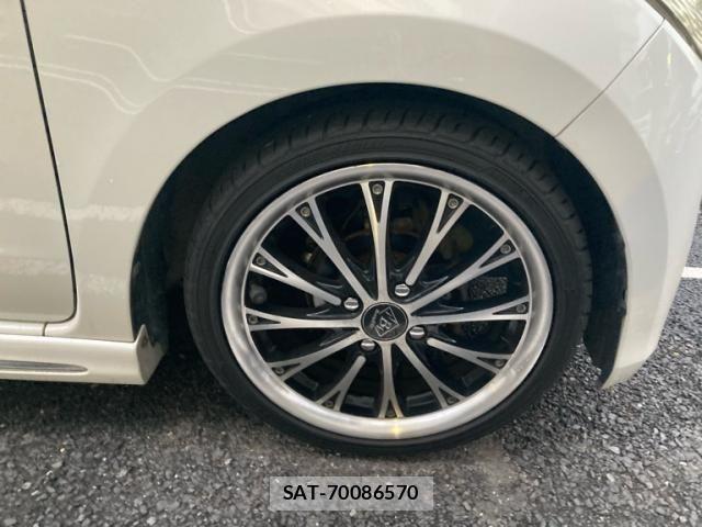 Daihatsu MIRA CUSTOM 2007-03 8074641-6