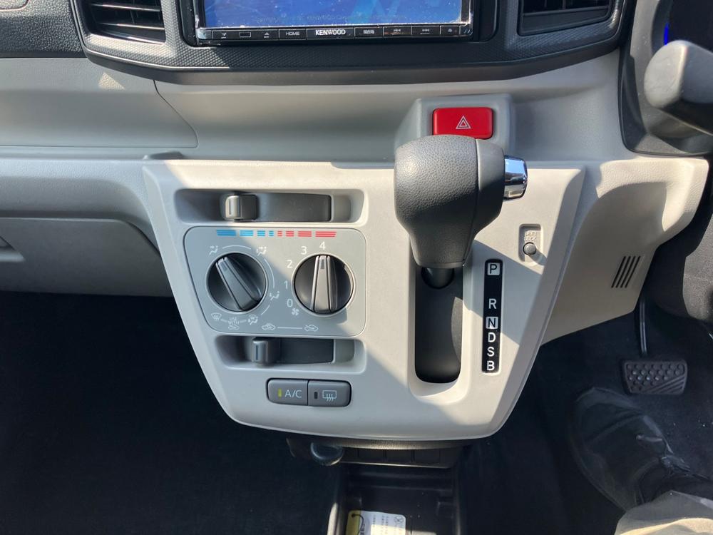 Daihatsu MIRA ES 2018-04 1213731-18