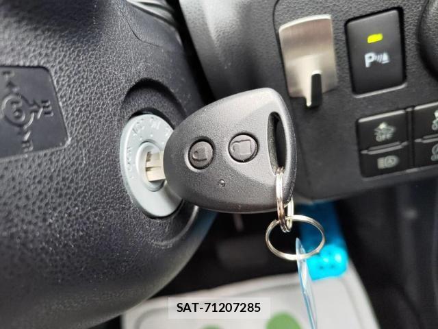 Daihatsu MIRA 2017-07 6908871-12