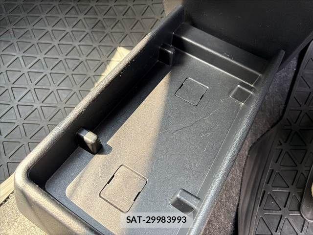 Daihatsu MIRA 2021-03 6908828-27
