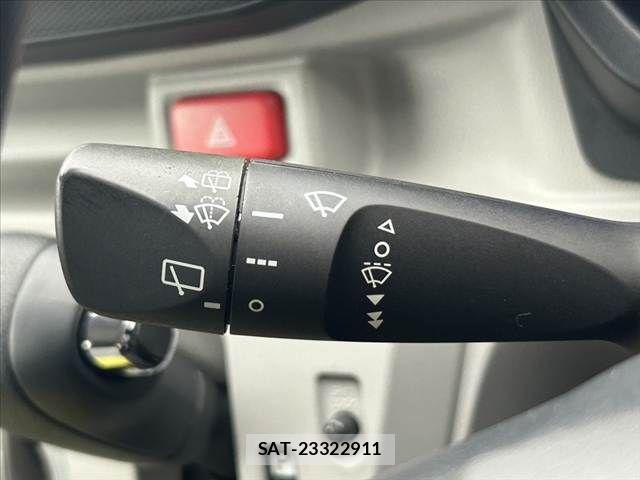 Daihatsu MIRA 2019-04 6908931-25