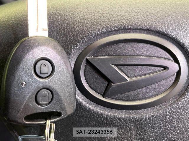 Daihatsu MIRA 2020-11 6908693-4