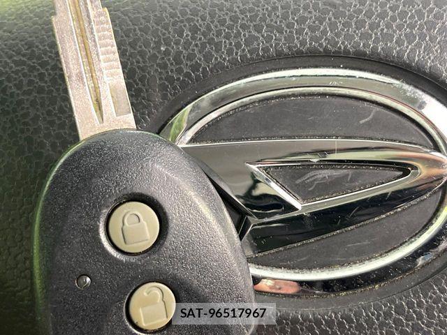 Daihatsu MIRA 2015-07 6909077-6