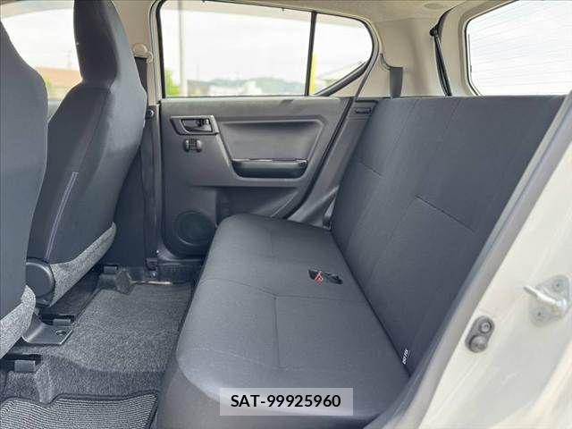 Daihatsu MIRA 2017-12 6908972-17
