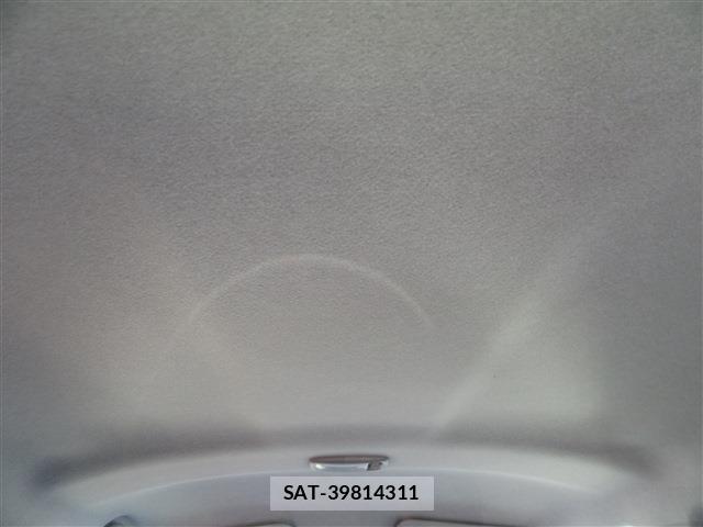 Daihatsu MIRA 2017-09 6909001-11