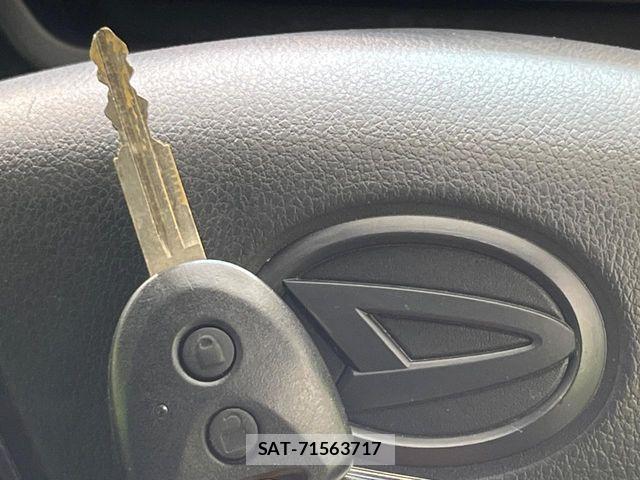Daihatsu MIRA 2018-01 6908886-4