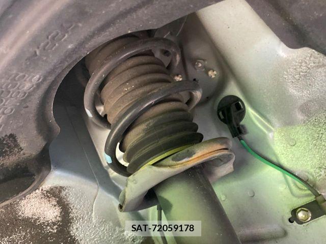Daihatsu MIRA 2017-05 6908779-19