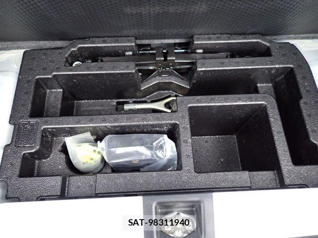 Daihatsu MIRA 2022-06 6908603-17
