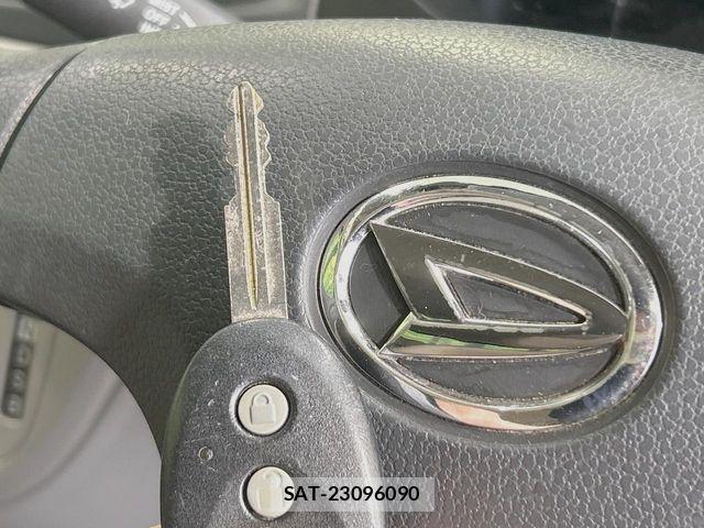Daihatsu MIRA 2013-07 6908962-3