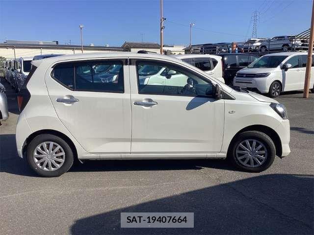 Daihatsu MIRA 2017-08 6908805-9