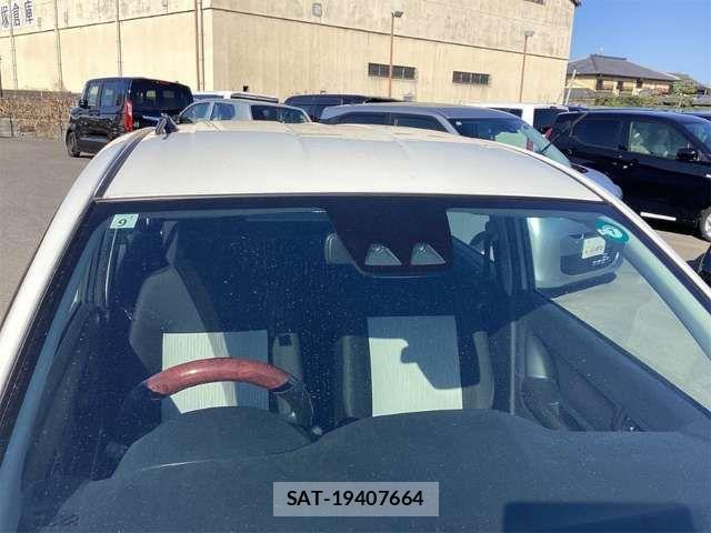 Daihatsu MIRA 2017-08 6908805-15