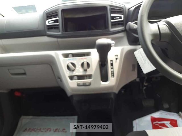 Daihatsu MIRA 2024 7335631-9