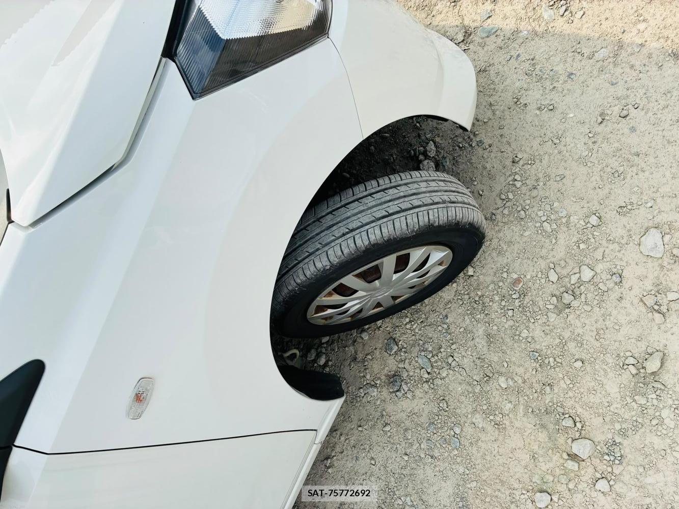 Daihatsu MIRA 2019-07 8448994-31
