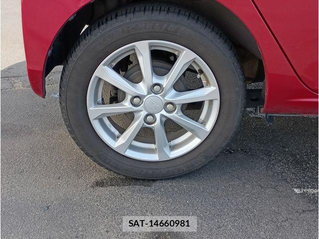 Daihatsu MIRA 2017-08 6909170-23