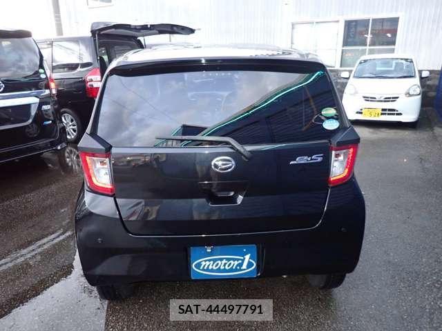 Daihatsu MIRA 2017-07 6909135-6