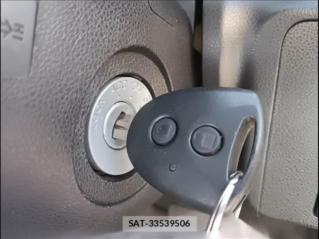 Daihatsu MIRA 2017-05 6909155-25
