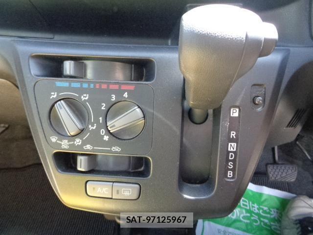 Daihatsu MIRA ES 2017-05 889510-11