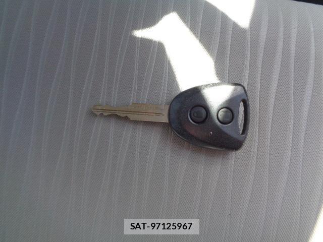 Daihatsu MIRA ES 2017-05 889510-18