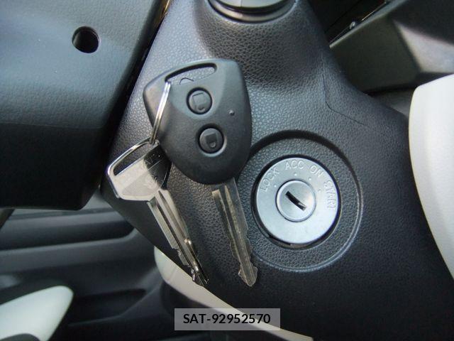 Daihatsu MIRA ES 2023-06 1087317-9