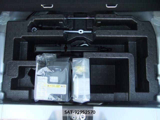 Daihatsu MIRA ES 2023-06 1087317-18