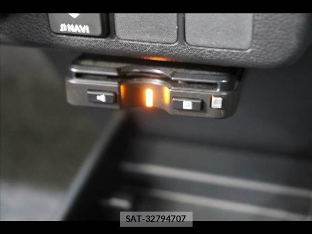Daihatsu MIRA ES 2018-04 4242126-5