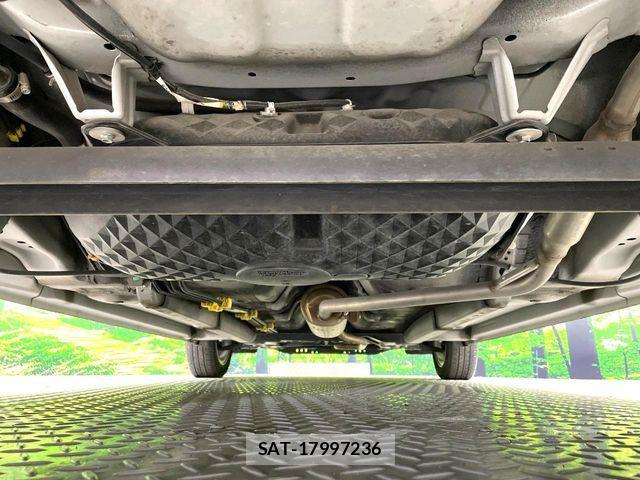 Daihatsu MIRA ES 2017-06 6217000-18