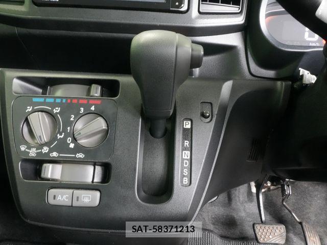 Daihatsu MIRA ES 2017-09 6676968-12