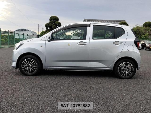 Daihatsu MIRA ES 2017-07 6683888-11