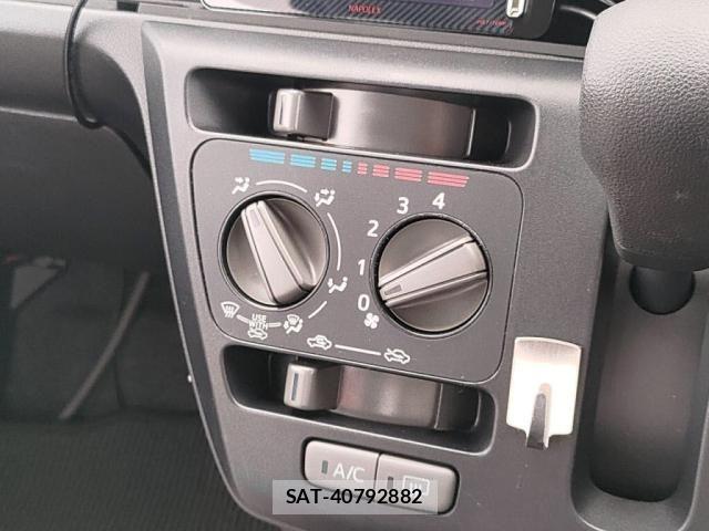 Daihatsu MIRA ES 2017-07 6683888-13