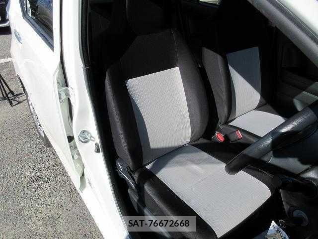 Daihatsu MIRA ES 2017-11 6791243-11